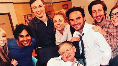'The Big Bang Theory': El equipo de la serie homenajea de esta forma a Stephen Hawking noticias imagen