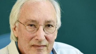 Fallece Steven Bochco, creador de algunas de las series más míticas de la televisión noticias imagen