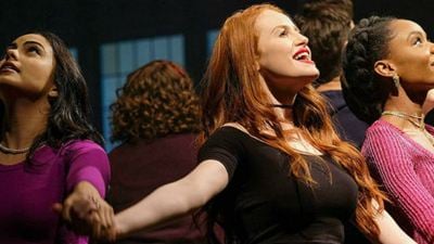 'Riverdale': Descubre quién es quién en el cartel retro del episodio musical basado en 'Carrie'
