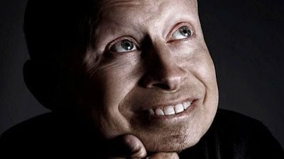 Verne Troyer ('Austin Powers') muere a los 49 años noticias imagen