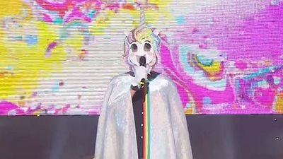 'Deadpool 2': Ryan Reynolds canta 'Tomorrow' de 'Annie' vestido de unicornio en un programa coreano noticias imagen