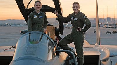 Nuevo vistazo a Brie Larson como Capitana Marvel gracias a los productos de la película noticias imagen