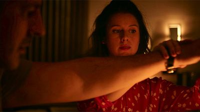 Adelanto en EXCLUSIVA de 'Alegría, tristeza', la nueva película con Roberto Álamo y Manuela Vellés noticias imagen