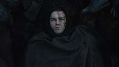 'Tolkien': Nicholas Hoult se mete en la piel del escritor J.R.R. Tolkien en el primer tráiler del 'biopic'