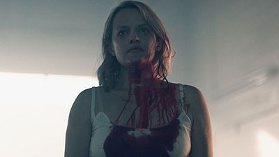 'El Hombre Invisible': Elisabeth Moss, en conversaciones para sustituir a Johnny Depp en la película de terror noticias imagen