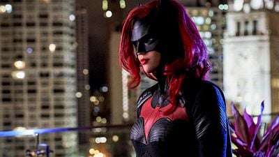 'Batwoman' ya es una serie de pleno derecho del Arrowverso noticias imagen