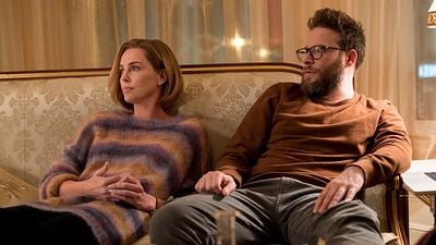'Casi imposible': Esta es la razón por la que la escena de sexo entre Charlize Theron y Seth Rogen dura sólo 10 segundos noticias imagen
