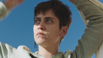 'Escapada': El retrato de una sociedad "a la deriva", bajo "la presión familiar y el éxito social"  noticias imagen