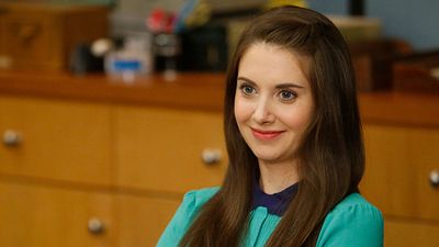 Alison Brie no pierde la esperanza de hacer una película de 'Community', pero solo si es para Netflix noticias imagen