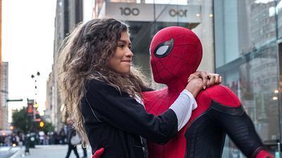 Así era el cameo de Tom Holland en 'Spider-Man: Un nuevo universo' que fue eliminado noticias imagen