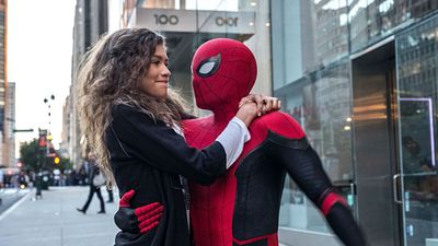 Los guionistas de 'Spider-Man: Lejos de casa' revelan que 'Homecoming' iba a dar detalles sobre la vida familiar de MJ noticias imagen