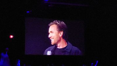 Ewan McGregor ha confirmado que vuelve a ser Obi Wan Kenobi y ha sido lo más épico de la D23 noticias imagen