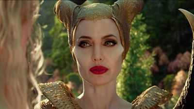 Así se transforma Angelina Jolie en Maléfica para 'Maléfica: Maestra del mal'