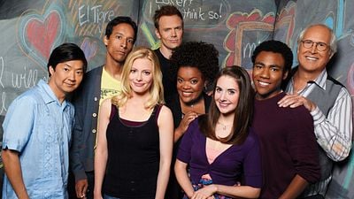 'Community' cumple 10 años y escogemos los 10 mejores momentos de la comedia para celebrarlo noticias imagen