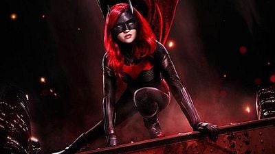 Ruby Rose comparte el vídeo de su operación tras sufrir un accidente en 'Batwoman' noticias imagen