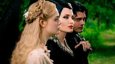 'Maléfica: Maestra del mal': Elle Fanning revela que Angelina Jolie quiere una película de Disney con todos los villanos juntos noticias imagen