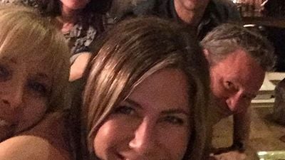 'Friends': Jennifer Aniston inaugura su Instagram con una reunión entre amigos noticias imagen