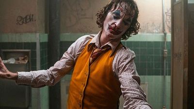 El director de 'Joker' eliminó una escena en una bañera porque era demasiado "demente" incluso para una calificación R