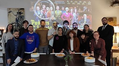 Una redactora de SensaCine, sospechosa de asesinato en un 'Cluedo' de 'Puñales por la espalda' noticias imagen