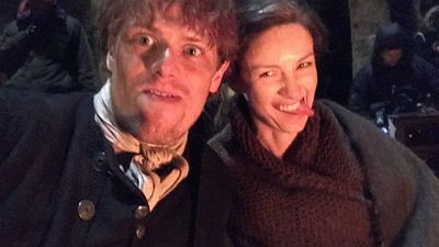'Outlander': Sam Heughan afirma que él y Caitriona Balfe están muy unidos ahora noticias imagen