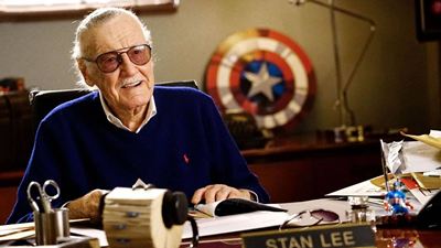 Stan Lee habría cumplido 98 cumpleaños y así le recuerda Marvel