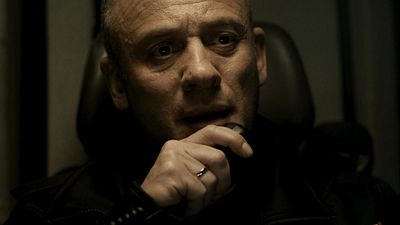 'Bajocero' (Netflix): Javier Gutiérrez intenta sobrevivir en un furgón en el claustrofóbico tráiler de este 'thriller' noticias imagen