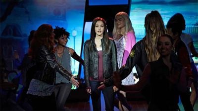 Los personajes de 'Legacies' se meterán en la piel de Damon, Elena, Stefan y compañía para un musical: ¿Quién interpretará a quién?