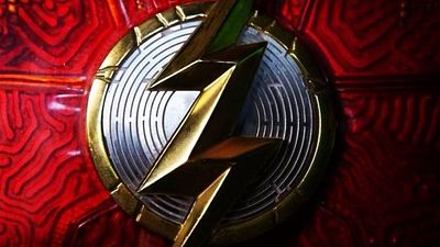 Las claves del rodaje de 'The Flash': El Bruce Wayne de Michael Keaton, el traje de Supergirl y un guiño a Wonder Woman noticias imagen