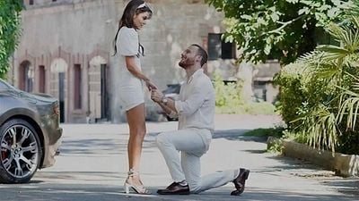 Serkan pide matrimonio a Eda y la lleva directamente al altar en el episodio 47 de 'Love is in the air' (temporada 2) noticias imagen