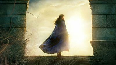 El creador de 'La Rueda del Tiempo' se confiesa sobre la adaptación más ambiciosa: "Lo difícil es proteger tu proyecto mientras te clavan 10.000 espadas" noticias imagen