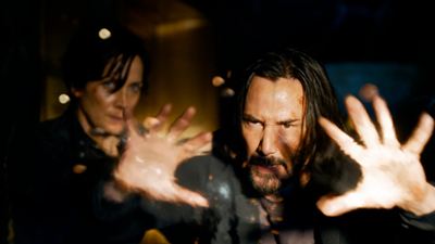 'Matrix Resurrections': "Una de las mejores interpretaciones de Keanu Reeves" y "la secuela más atrevida y personal"