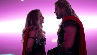 La escena de 'Thor: Love and Thunder' añadida en los 'reshoots' que explica por fin este misterio del UCM
