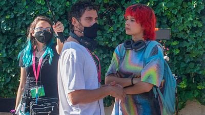 La estrategia de Paco León para sacar lo mejor de Dora Postigo en 'Rainbow': "Vamos a dejar que pase lo que tenga que pasar" noticias imagen