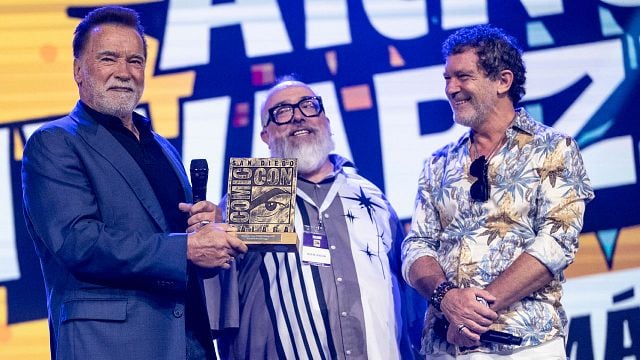 Arnold Schwarzenegger y Antonio Banderas revolucionan la San Diego Comic-Con Málaga: “La única razón por la que estoy aquí hoy es por los fans” noticias imagen