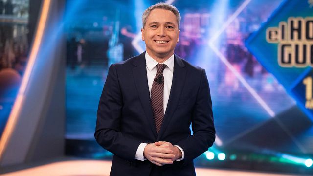 "Cosas del directo": El motivo por el que Vicente Vallés llegó tarde a 'El Hormiguero' noticias imagen