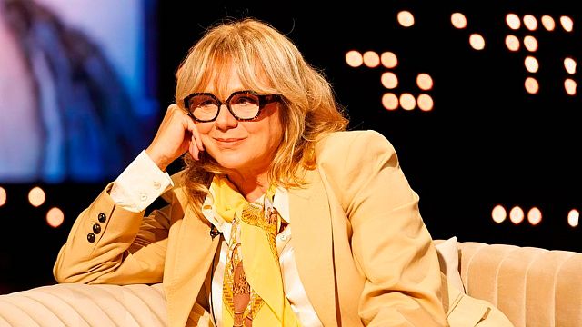 Emma Suárez sobre trabajar con Pedro Almodóvar: "Empecé sintiendo ilusión, pero en un momento dado sentí que ponía cierta distancia" noticias imagen