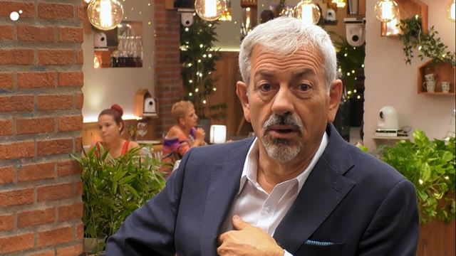 "Los feos, para las feas": las declaraciones de una soltera de 'First Dates' que sorprenden a Carlos Sobera