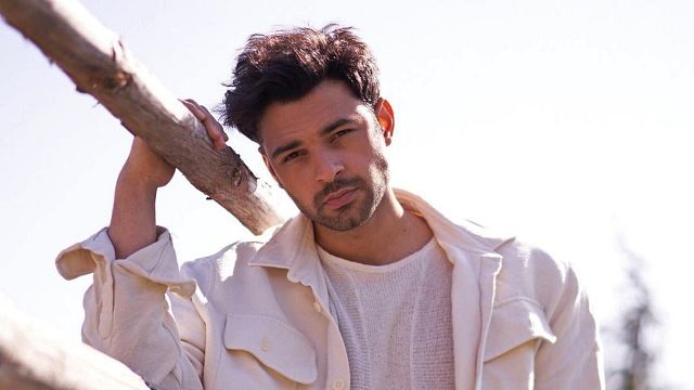 Quién es Berk Bakioğlu, el protagonista de 'Hicran' que se enamoró de Şifanur Gül ('El sastre') en 'Te amé una vez' noticias imagen