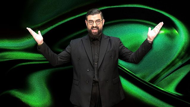 La audiencia dicta sentencia a 'El perro andaluz' de Manu Sánchez en RTVE: su punto fuerte se ha convertido en la crítica más repetida noticias imagen