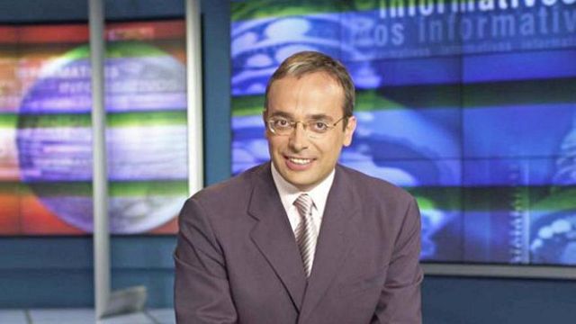 Alfredo Urdaci ya tiene puesto en RTVE tras su polémica reincorporación: de director de los Informativos al matinal de La 2 noticias imagen