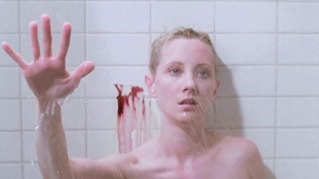 "Gracias a John Woo por su cuchillo de cocina": necesitamos conocer la historia de este agradecimiento de 'Psicosis' (1998) noticias imagen