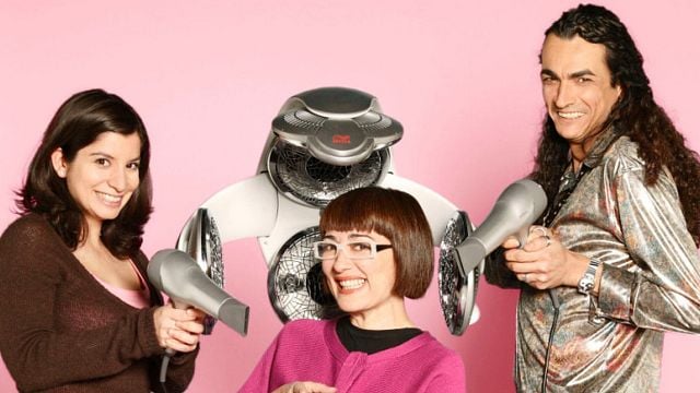 El peluquero que dejó de peinar a famosos por 'La que se avecina': duró 14 episodios y volvió a su profesión noticias imagen