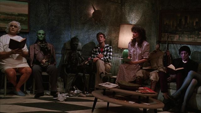 He crecido con esta película, pero nunca me había parado a fijarme en cada personaje de esta maravillosa escena noticias imagen