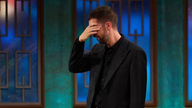 'La Revuelta' fue más caos que nunca con nueve invitados, pero gustó a los espectadores: "Más entrevistas a cascoporro" noticias imagen