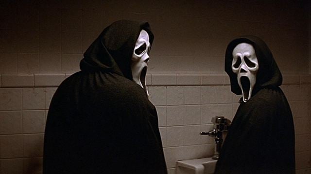 En 'Scream 2' dicen quién es el asesino a mitad de película (pero nadie se dio cuenta)