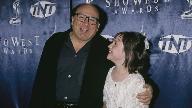 Rodando ‘Matilda’, Mara Wilson vivió una tragedia personal: detrás de las cámaras Danny DeVito se encargó de ella noticias imagen