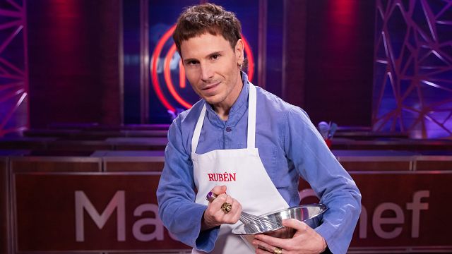 "Lo repetí hasta en dos ocasiones": Rubén Ochandiano revela que la productora cortó una parte importante de su abandono noticias imagen