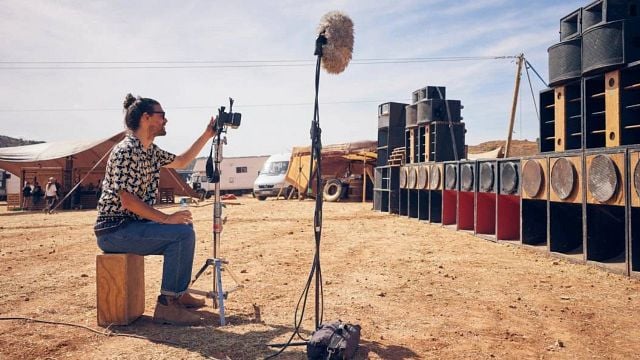 Construir un templo para bailar: Así se recreó el hipnótico "muro de sonido" de 'Sirât' que ahora opta a un premio Oscar noticias imagen