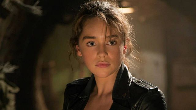 Emilia Clarke dijo que no a una de las sagas eróticas más populares porque estaba harta de desnudarse: "No lo hice para que algún tío me mirara las tetas" noticias imagen