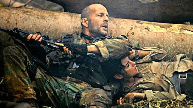 21 años después de su estreno, esta película de Bruce Willis está triunfando en Netflix: un drama bélico en el que sufrió un grave accidente